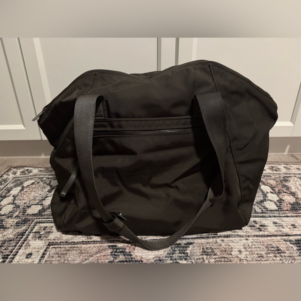 Lululemon Free To Be Bag - Dark Olive - Picture 7 of 7